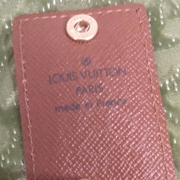 Louis Vuitton Mini Case - Picture 12 of 12